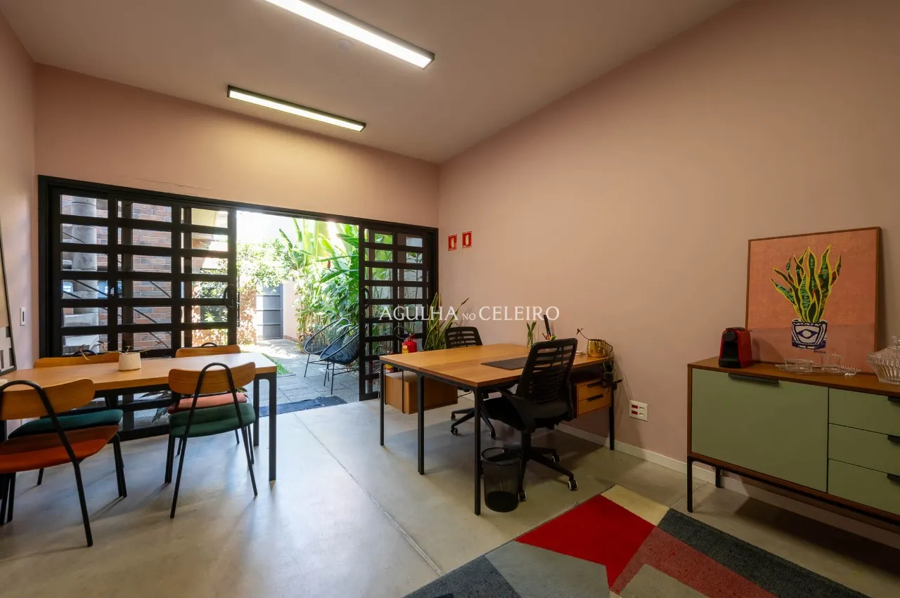 Casa ampla de 246 m² com 2 suítes na Vila Mariana – 22628