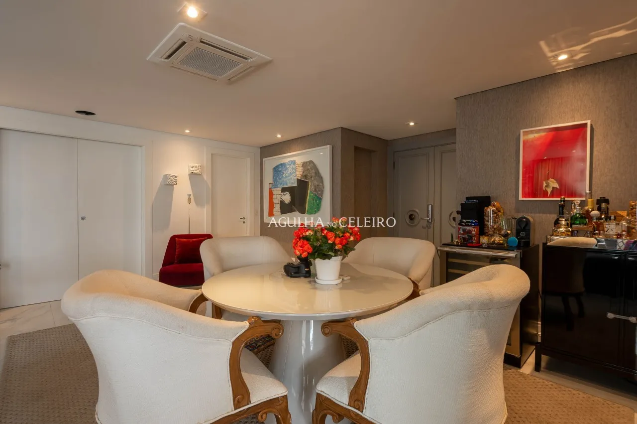 Apartamento em Excelente Localizacao em Moema – 22641