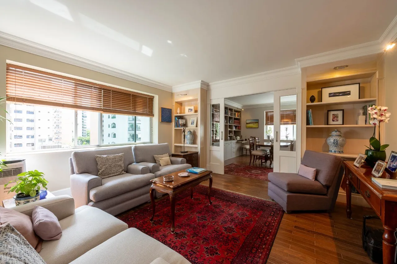 Apartamento reformado na Vila Nova Conceição – 22663