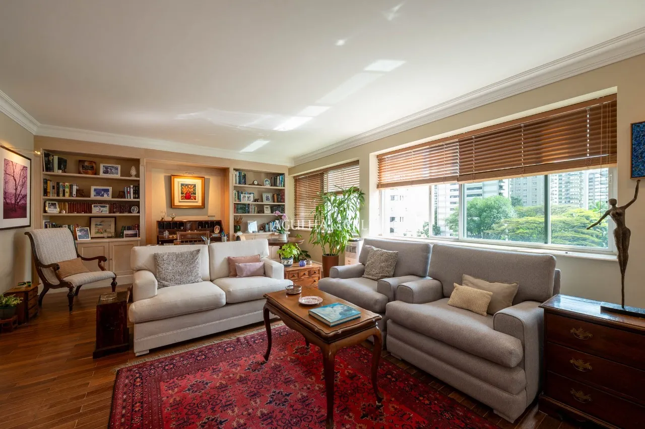 Apartamento reformado na Vila Nova Conceição – 22663