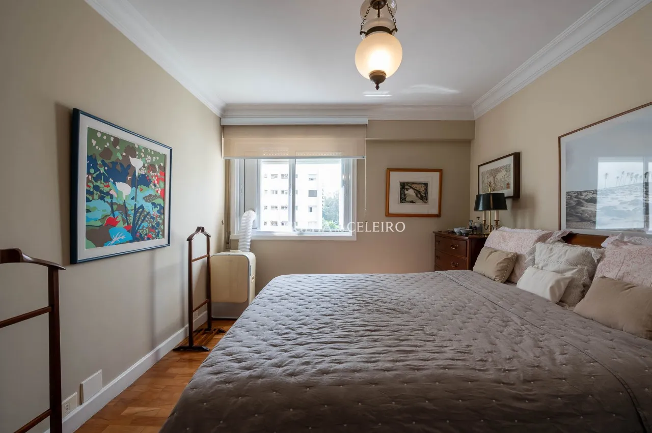 Apartamento reformado na Vila Nova Conceição – 22663