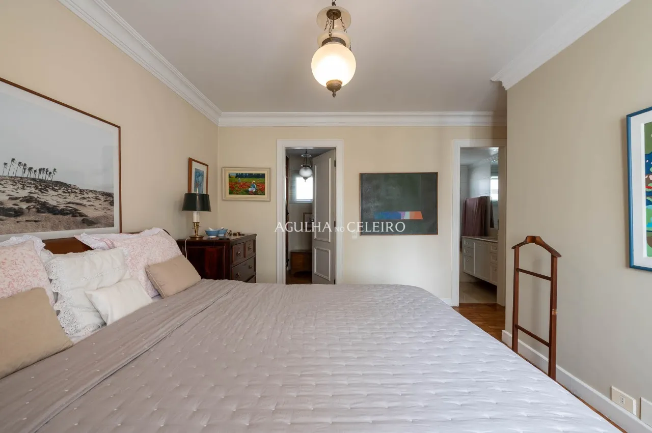Apartamento reformado na Vila Nova Conceição – 22663
