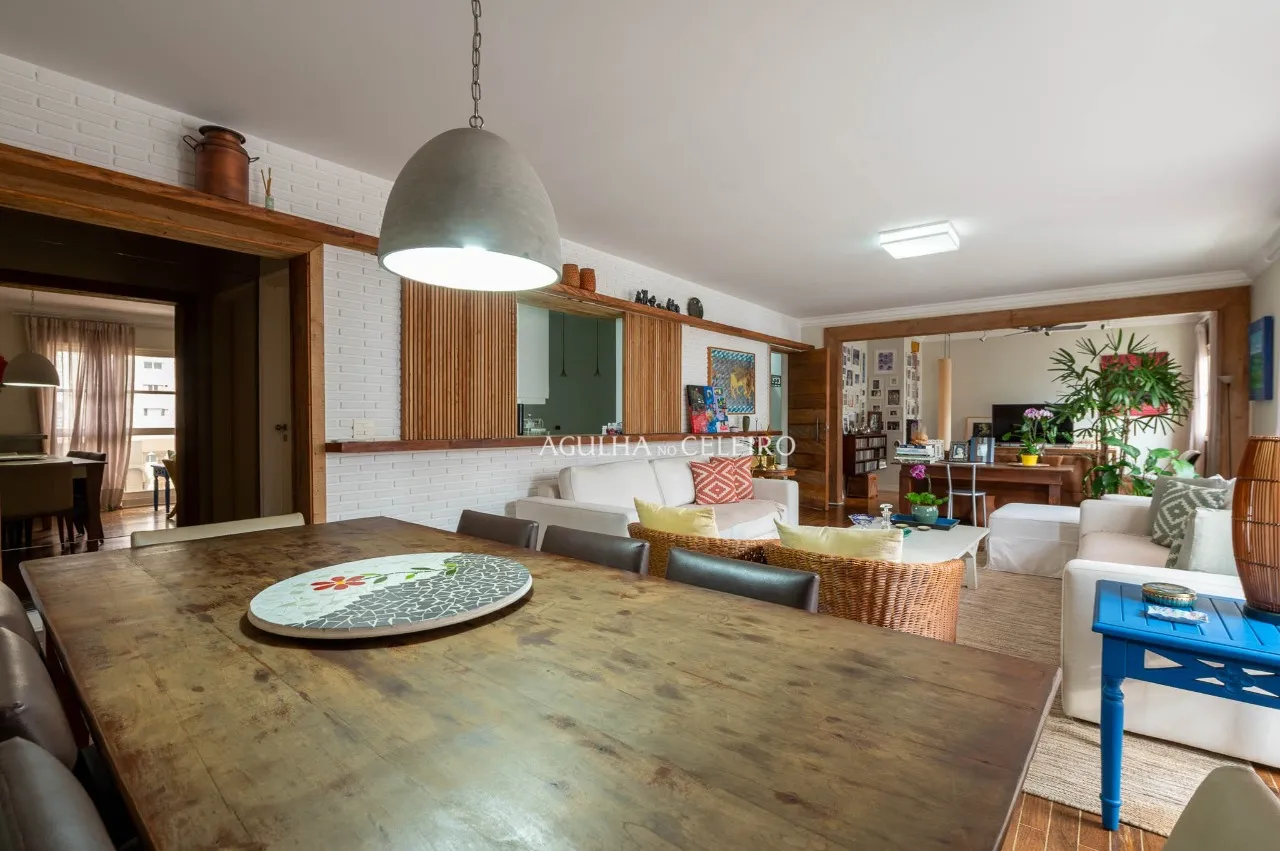 Apartamento de 168 m² com 3 Suítes em Rua Tranquila do Itaim Bibi – 22697