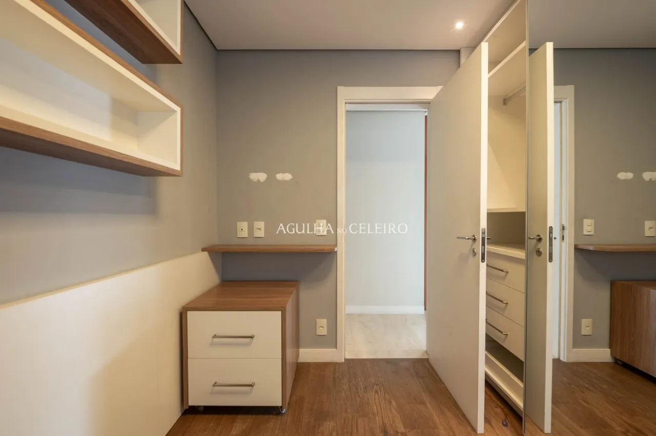 Apartamento reformado à venda na Vila Mariana. – 22705