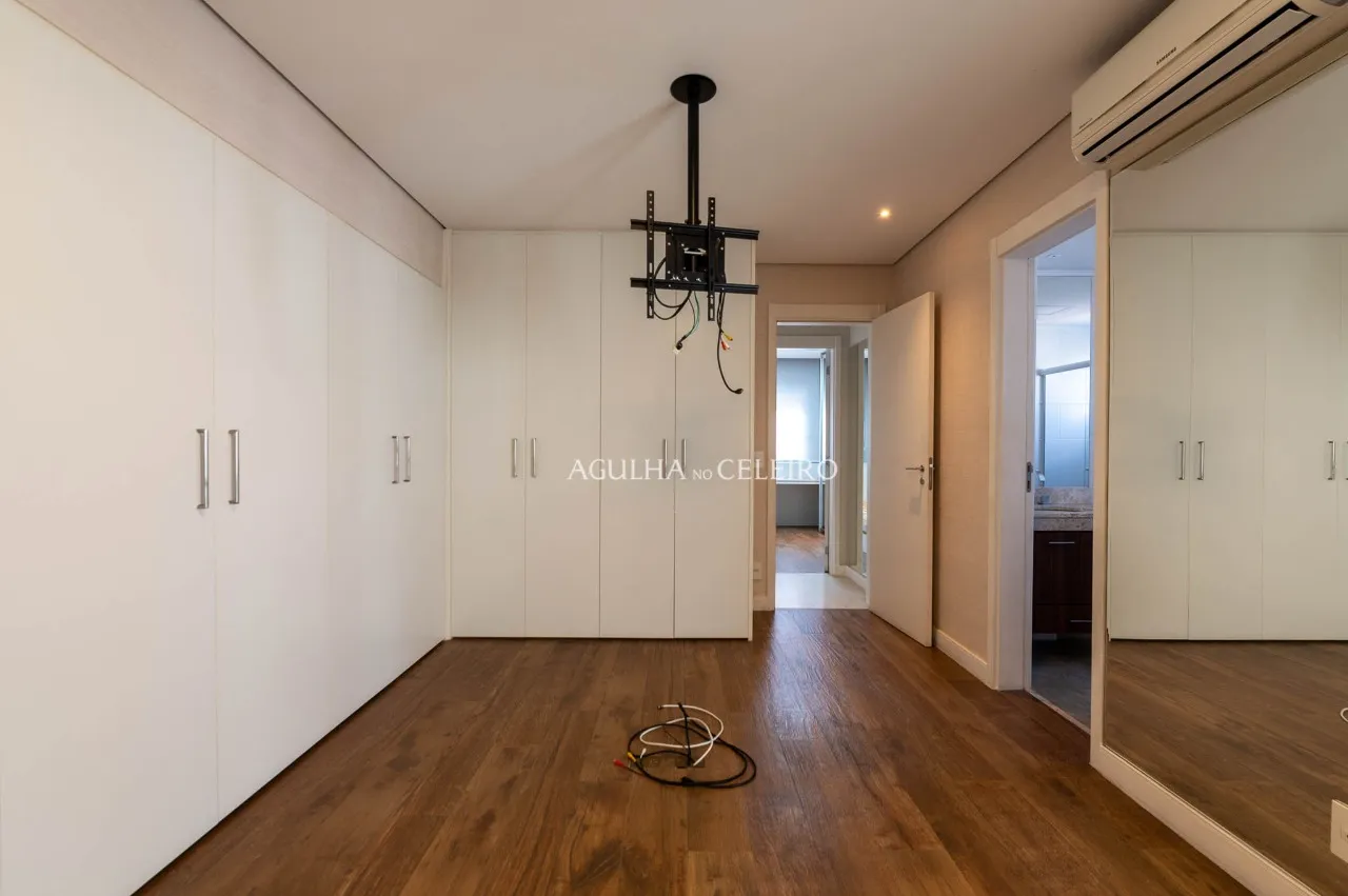 Apartamento reformado à venda na Vila Mariana. – 22705