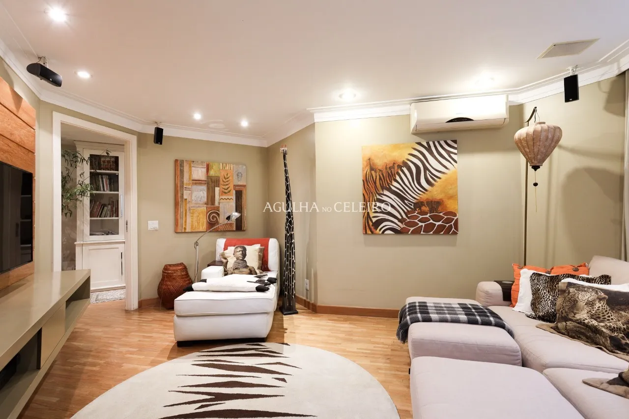 Elegância, conforto e localização para fazer tudo a pé. – 8949 - MAC_9155
