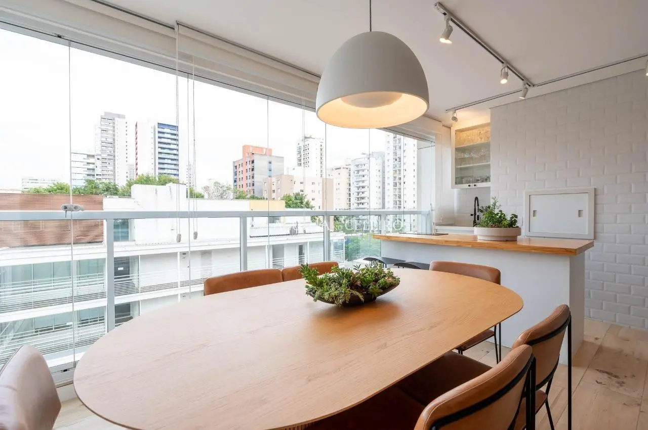 Reformado, iluminado e prédio com super lazer. – 9416