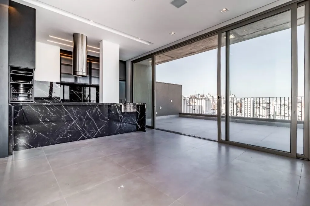 Cobertura duplex em prédio moderno, com vista livre no Jardim América. – 9786