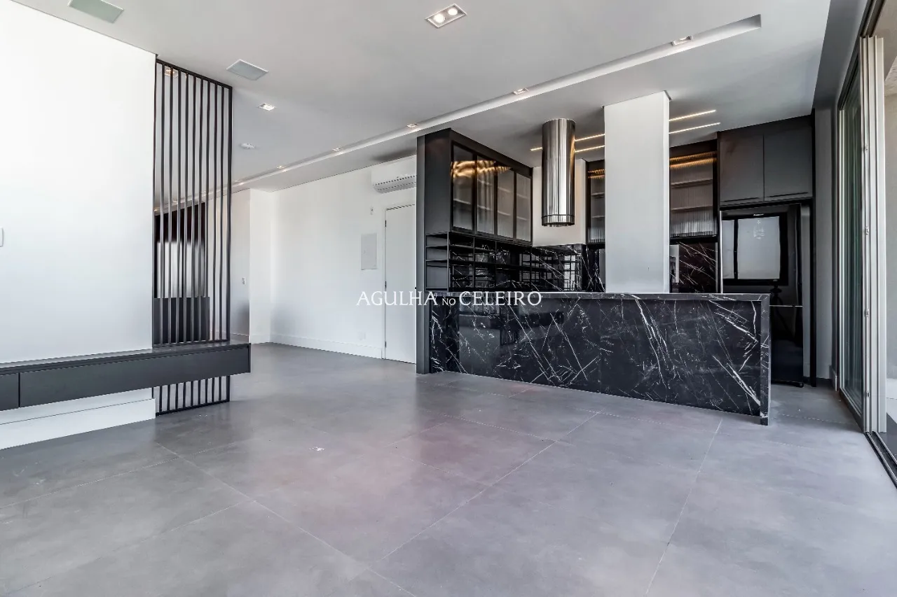 Cobertura duplex em prédio moderno, com vista livre no Jardim América. – 9786
