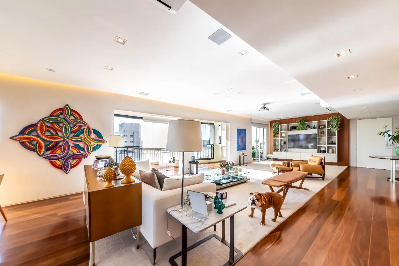 Apartamento com reforma moderna, varanda gourmet e suíte master incrível, em Moema. – AP0597