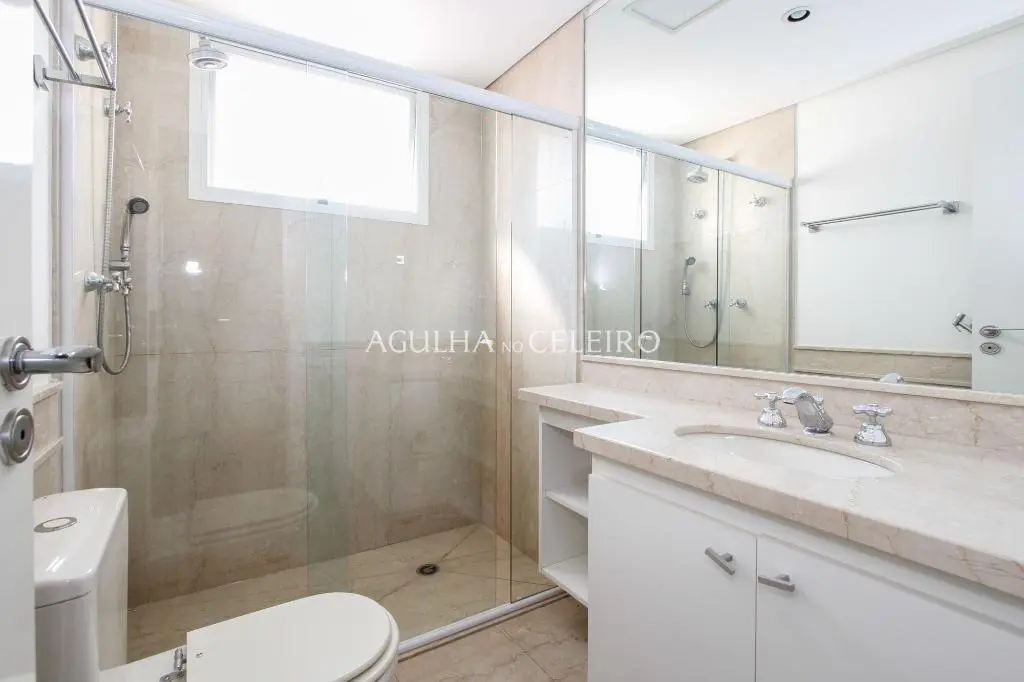 Excelente apartamento em localização privilegiada perto do Parque Ibirapuera. – AP1376