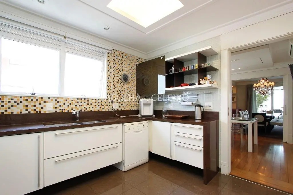 Apartamento sofisticado para venda ou aluguel com vista para o Parque Ibirapuera – AP1820
