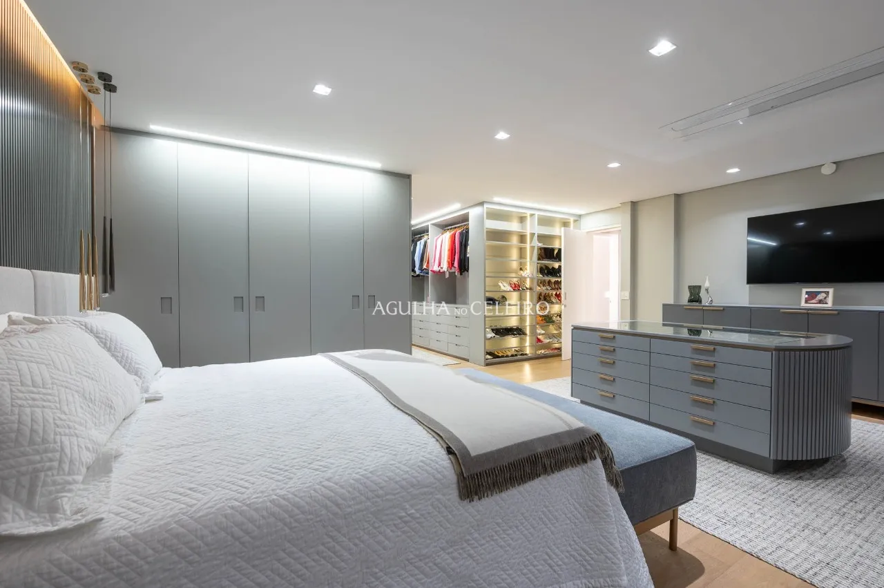 Conforto e sofisticação em uma das ruas mais desejadas do Jardim America. – AP4730