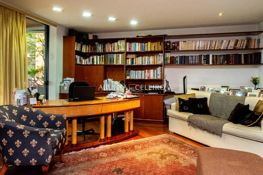 Venda/Jardim América: Apartamento com planta dos sonhos! – AP5502