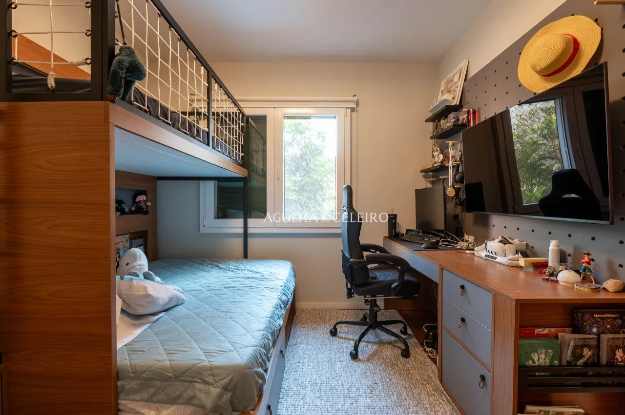Apartamento reformado em localização incrível à venda no Itaim Bibi. – AP7594