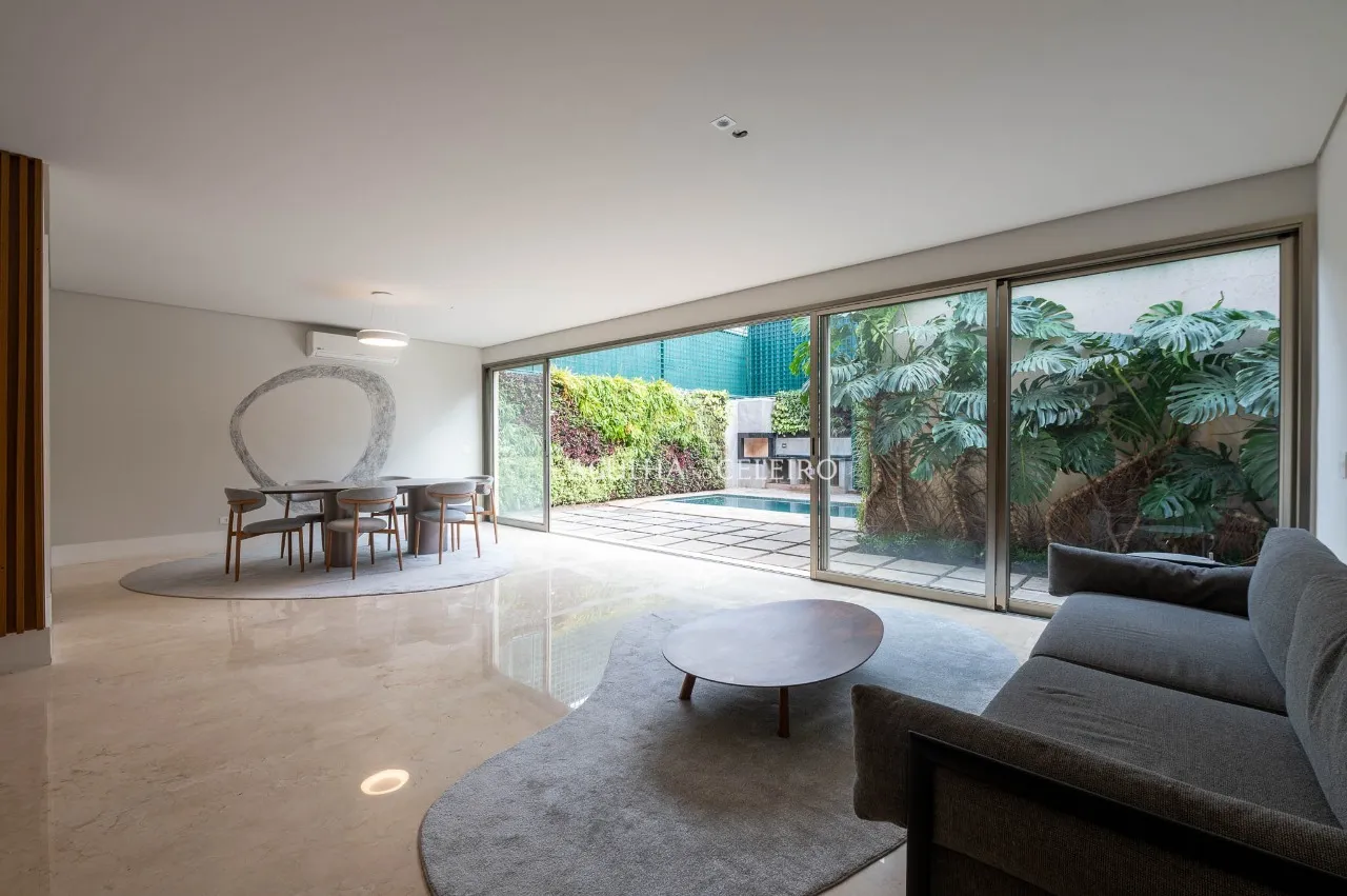 Casa de condomínio próximo aos clubes para venda no Jardim Paulistano. – CA0046