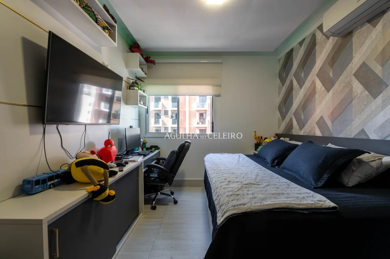 Cobertura de 250 m² em Perdizes: Vista livre, piscina privativa, 4 suítes e 4 vagas – CO0820