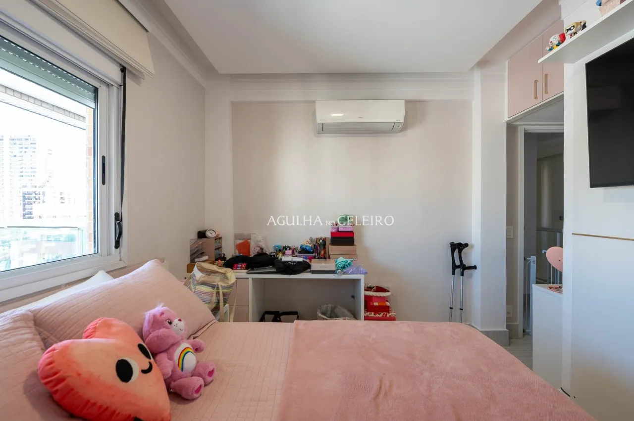 Cobertura de 250 m² em Perdizes: Vista livre, piscina privativa, 4 suítes e 4 vagas – CO0820