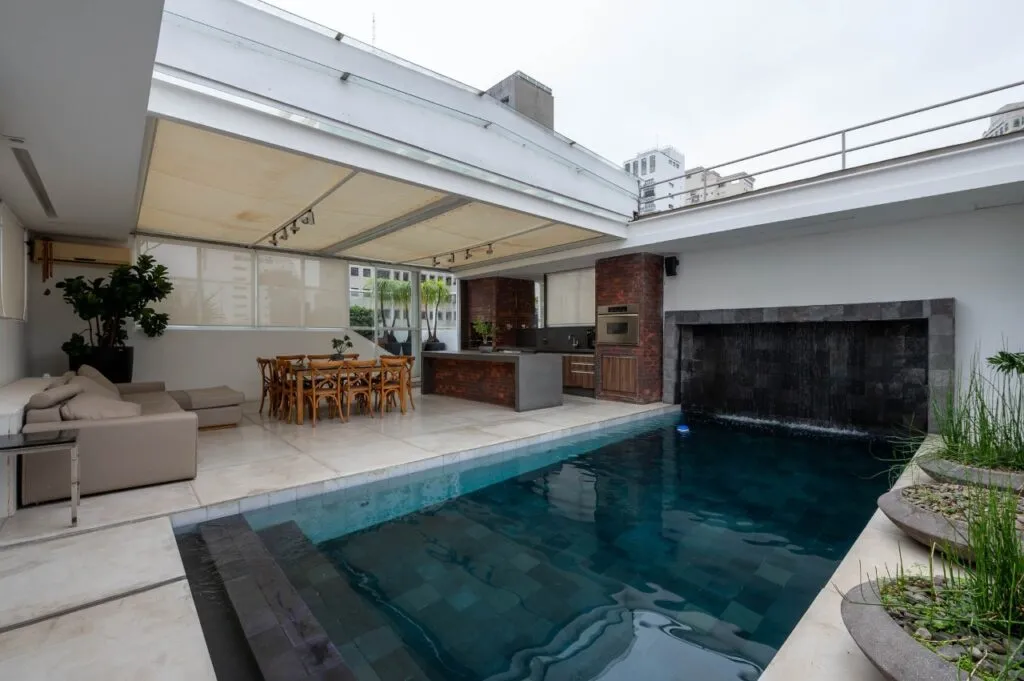 Belíssima cobertura duplex à venda no Jardim América. – CO0823