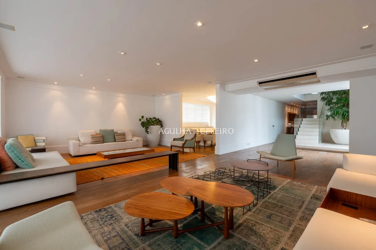Belíssima cobertura duplex à venda no Jardim América. – CO0823