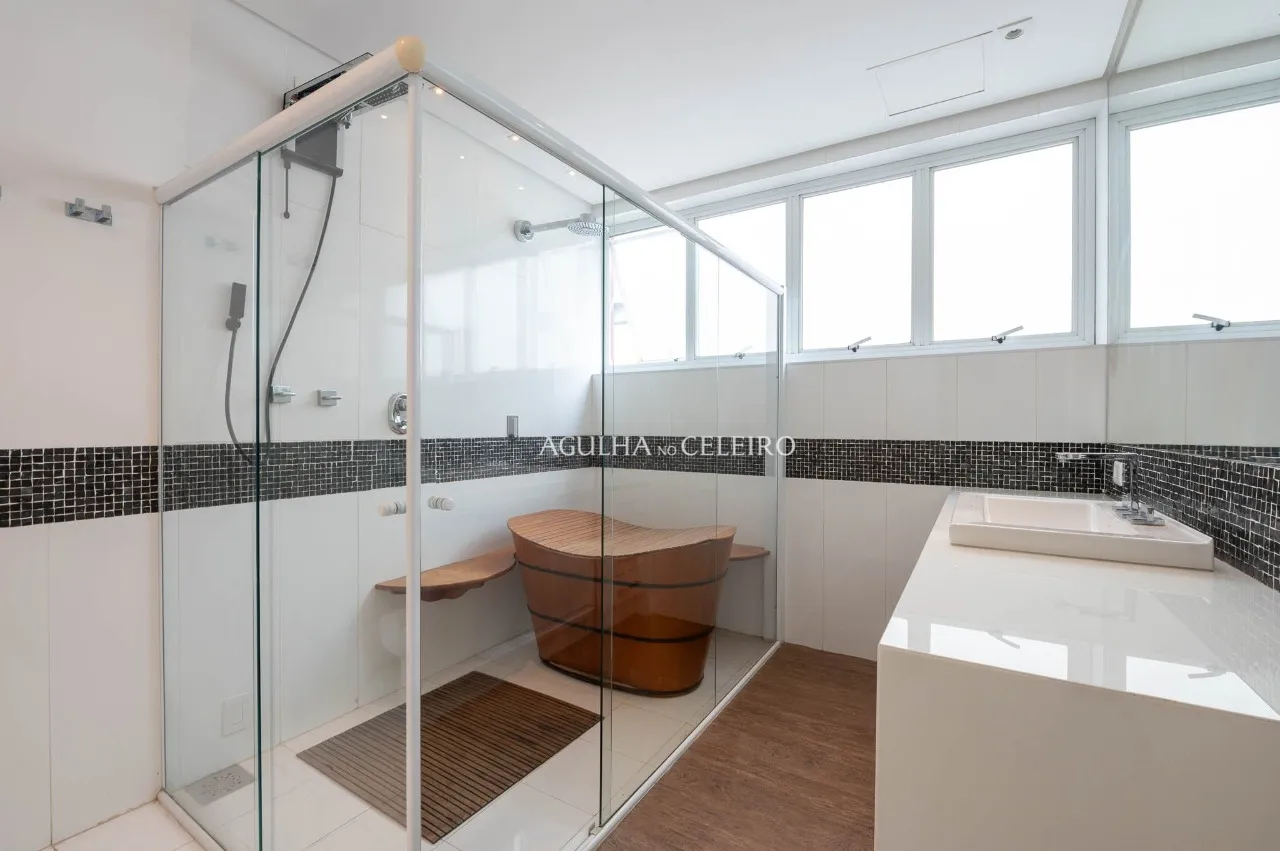 Belíssima cobertura duplex à venda no Jardim América. – CO0823