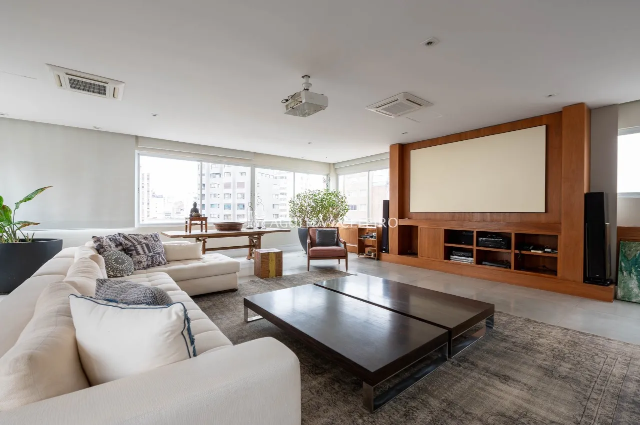 Belíssima cobertura duplex à venda no Jardim América. – CO0823