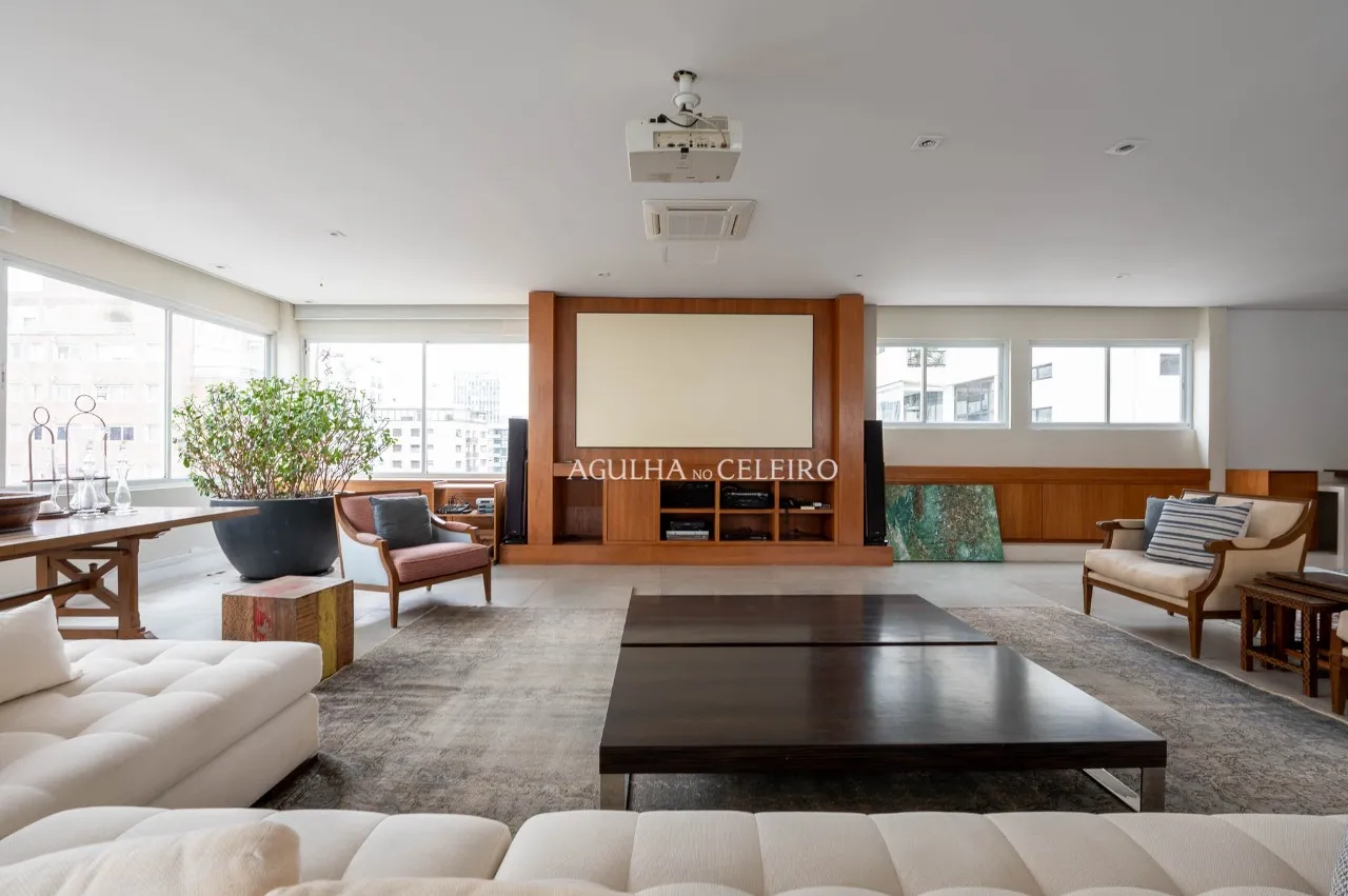 Belíssima cobertura duplex à venda no Jardim América. – CO0823