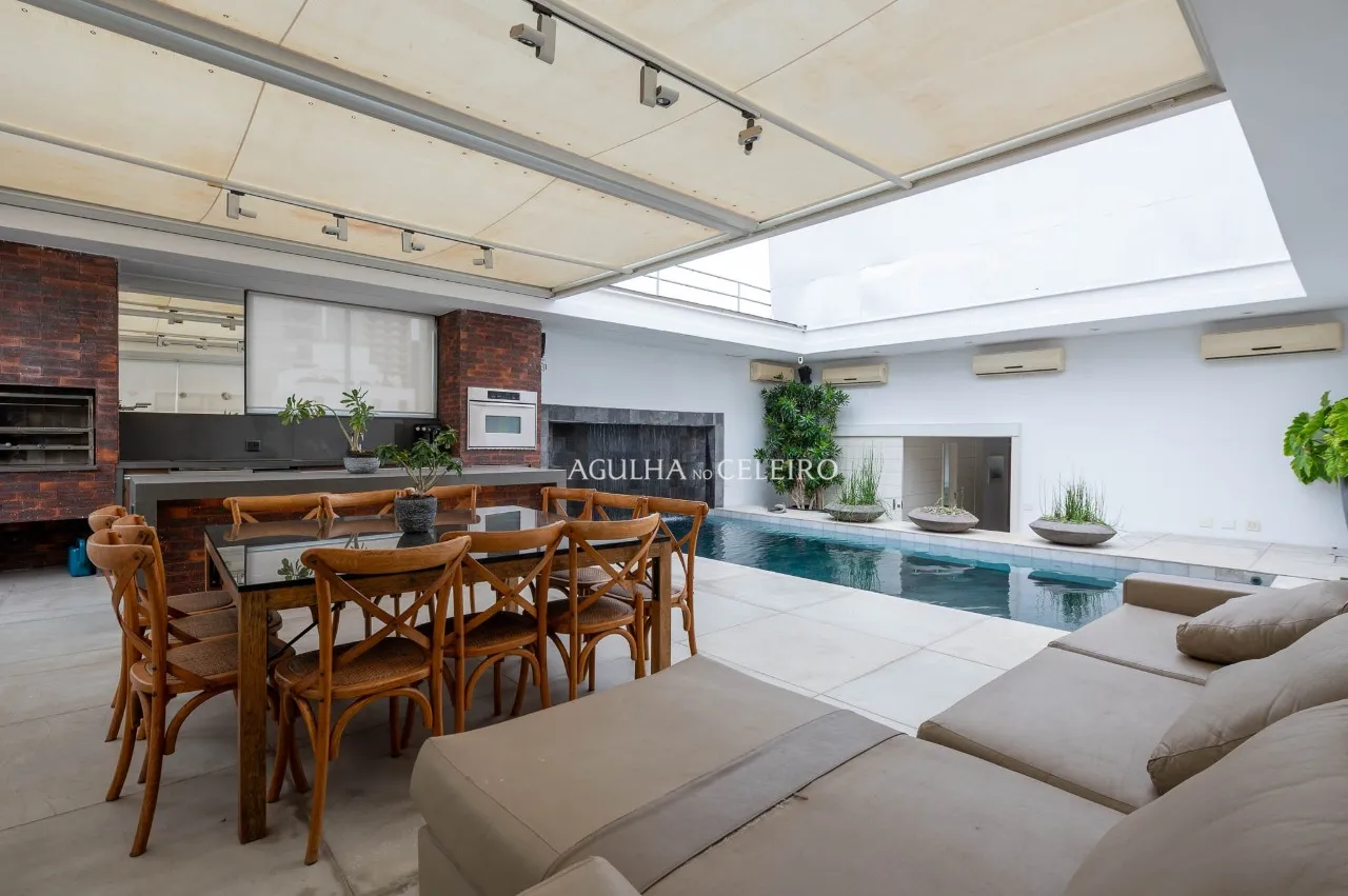 Belíssima cobertura duplex à venda no Jardim América. – CO0823
