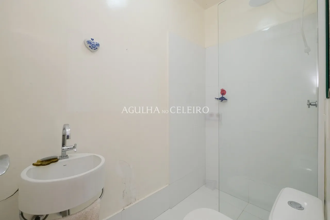Venda/Pinheiros: Casa charmosa com potencial incrível! – 10336