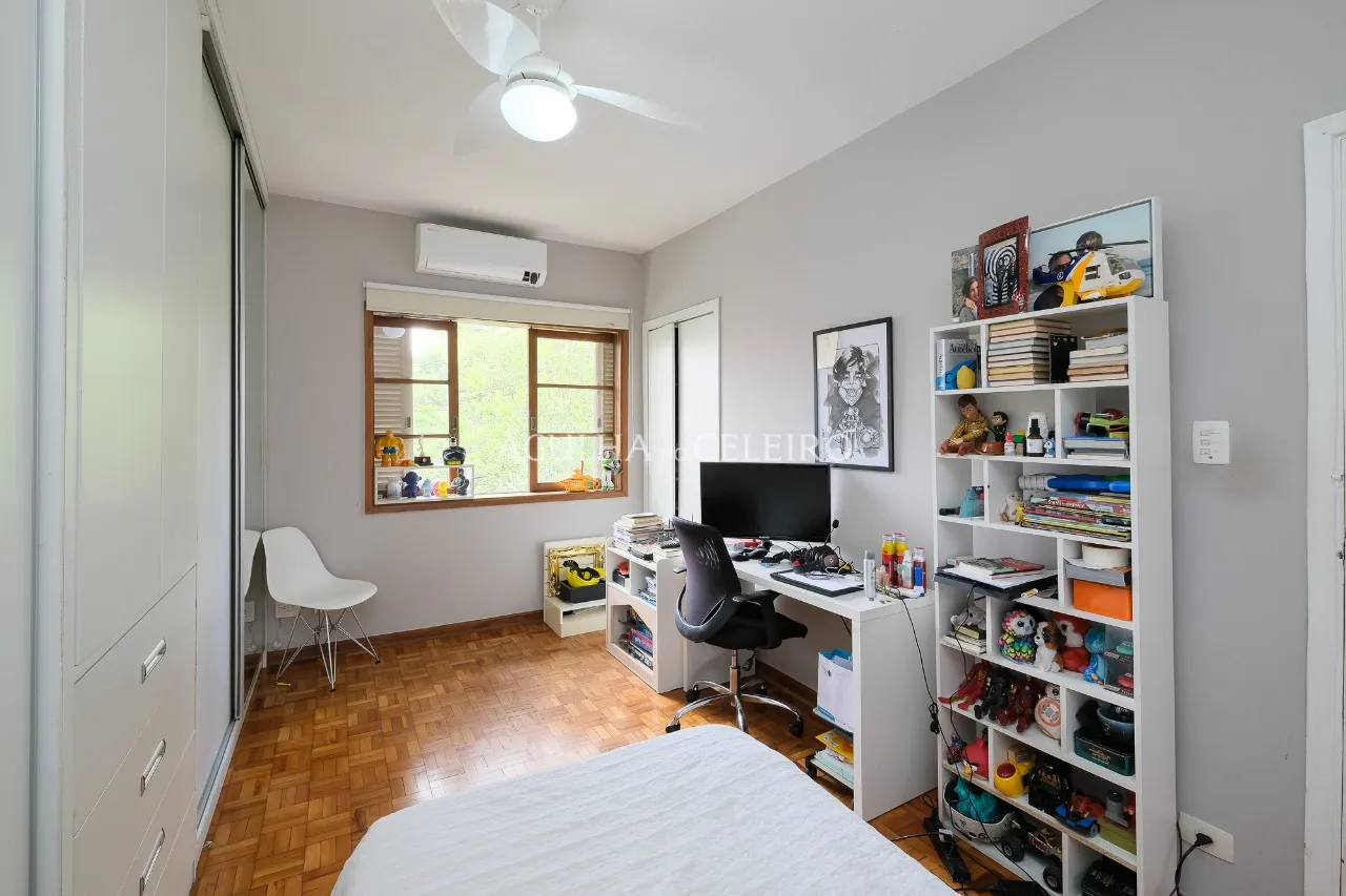 Venda/Pinheiros: Casa charmosa com potencial incrível! – 10336