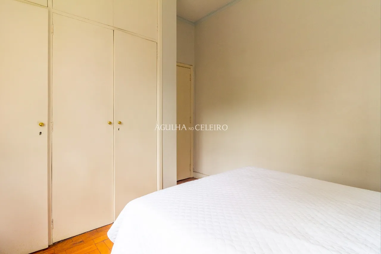 Casa muito bem localizada à venda em Pinheiros – 11999
