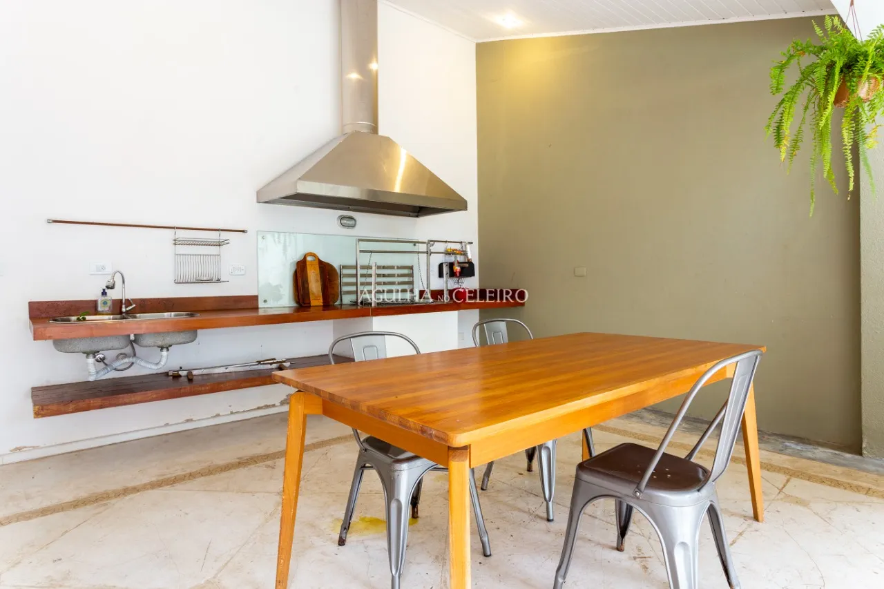 Casa moderna com ambientes integrados à venda em Alto de Pinheiros – 12766