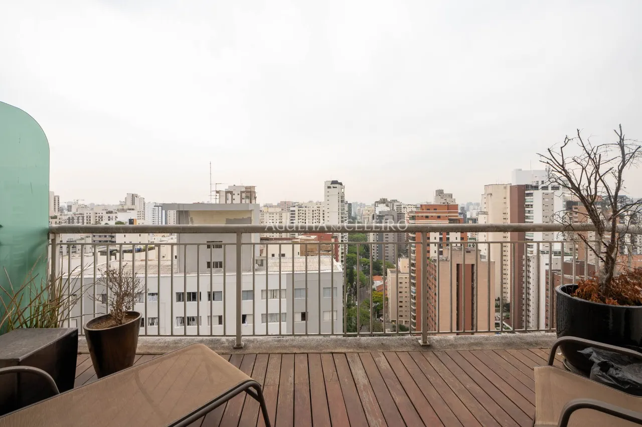 Apartamento mobiliado em predio cobiçado em Moema. – 17131