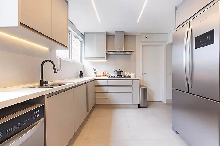 Apartamento porteira fechada e reformado, pronto para morar em rua gostosa noJardim Paulista. – 17952