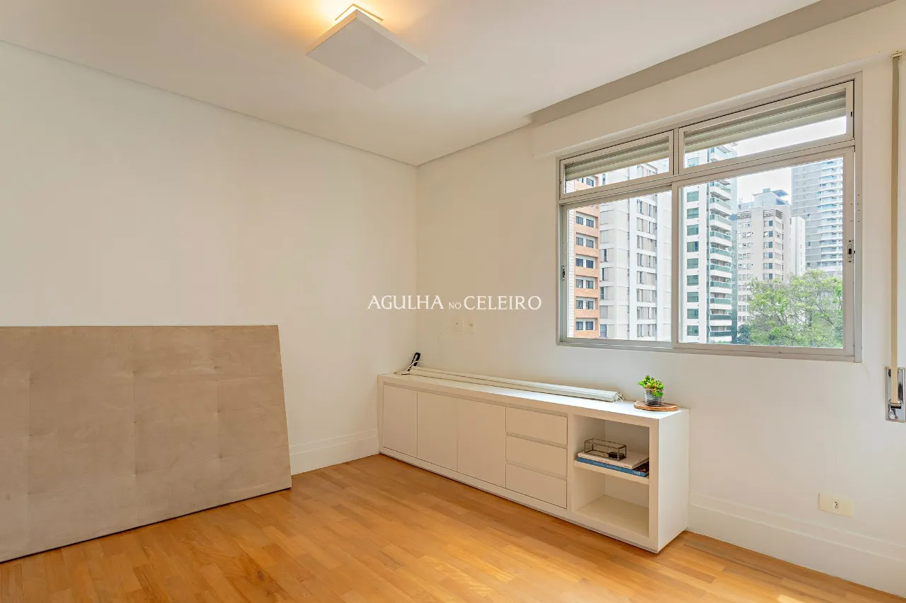 Apartamento reformado e com planta ótima à venda no Jardim Paulista – 20187 - _MGL2870