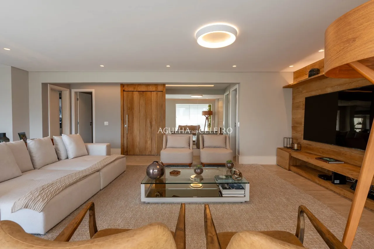 Apartamento sofisticado, moderno e extremamente confortável. – 20619