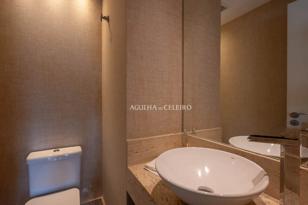 Apartamento sofisticado, moderno e extremamente confortável. – 20619