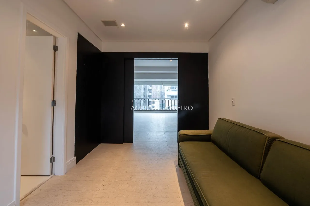 Apartamento moderno com 3 suítes e varanda gourmet no Itaim – 21611