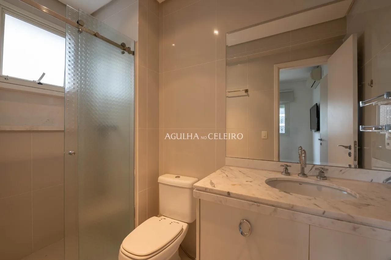 Apartamento moderno com 3 suítes e varanda gourmet no Itaim – 21611
