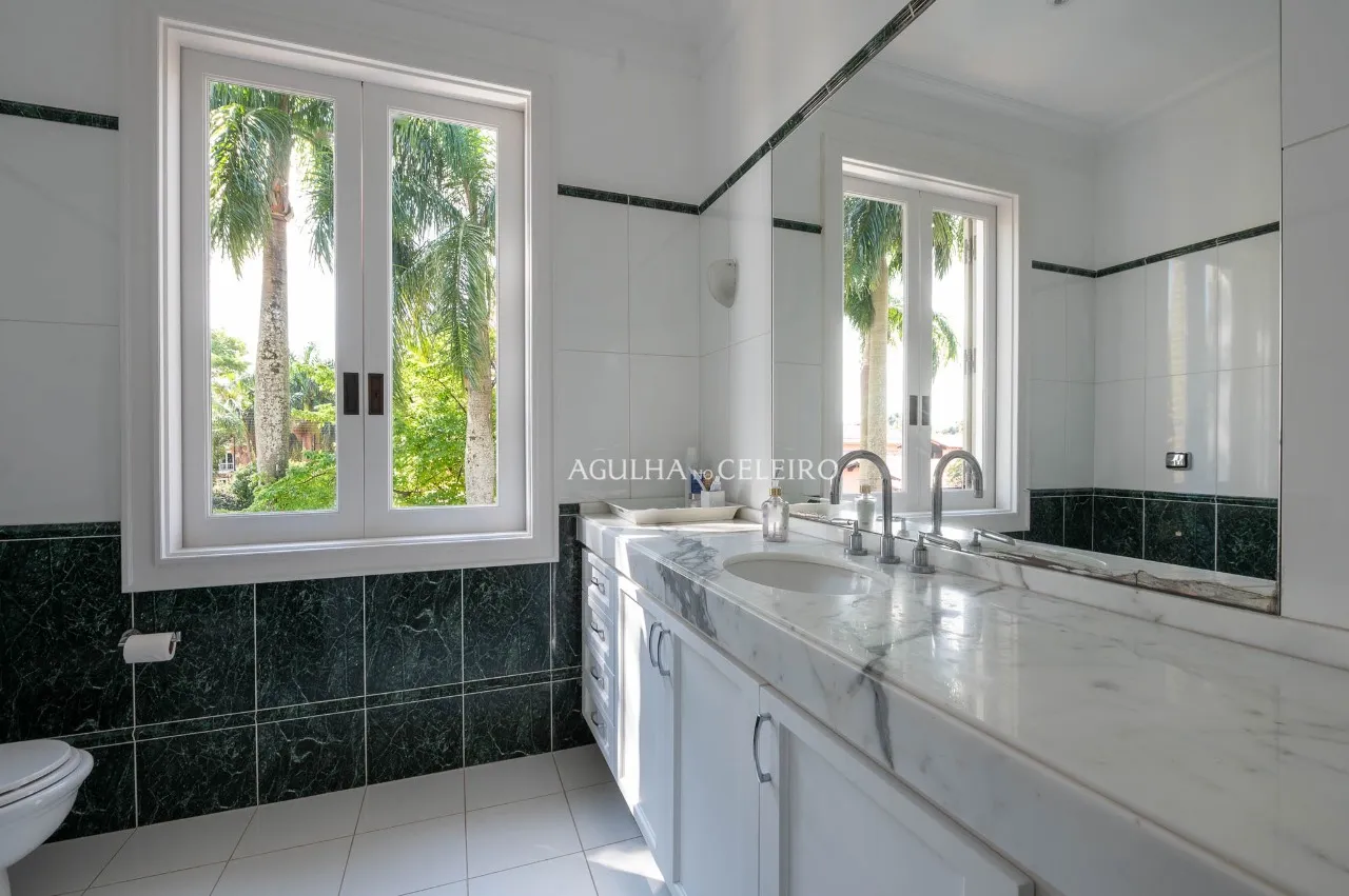 Residência exclusiva no Jardim Guedala. – 22013