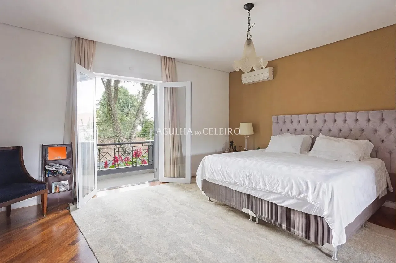 Casa/Sobrado de alto padrão no Jardim Guedala. – 22060