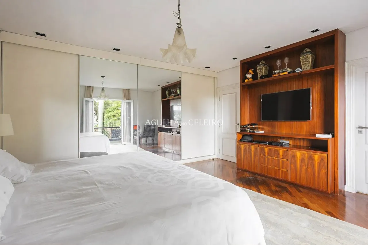 Casa/Sobrado de alto padrão no Jardim Guedala. – 22060