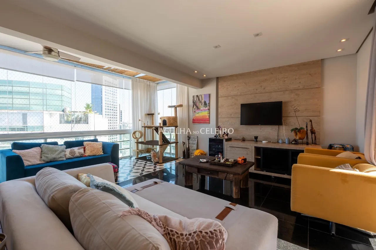 Imóvel Amplo com 3 Suítes na Vila Olímpia – 22072