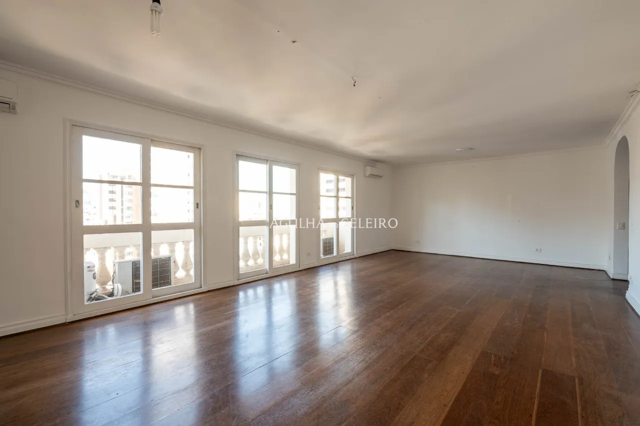 Apartamento á Venda em Jardim Paulista – 22342