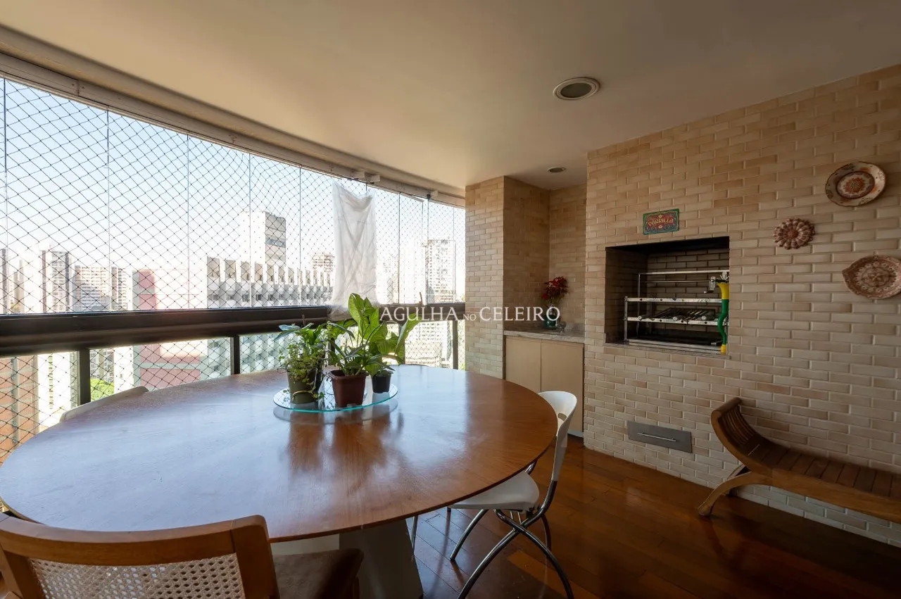 Apartamento com varanda gourmet à venda em Perdizes – 22510
