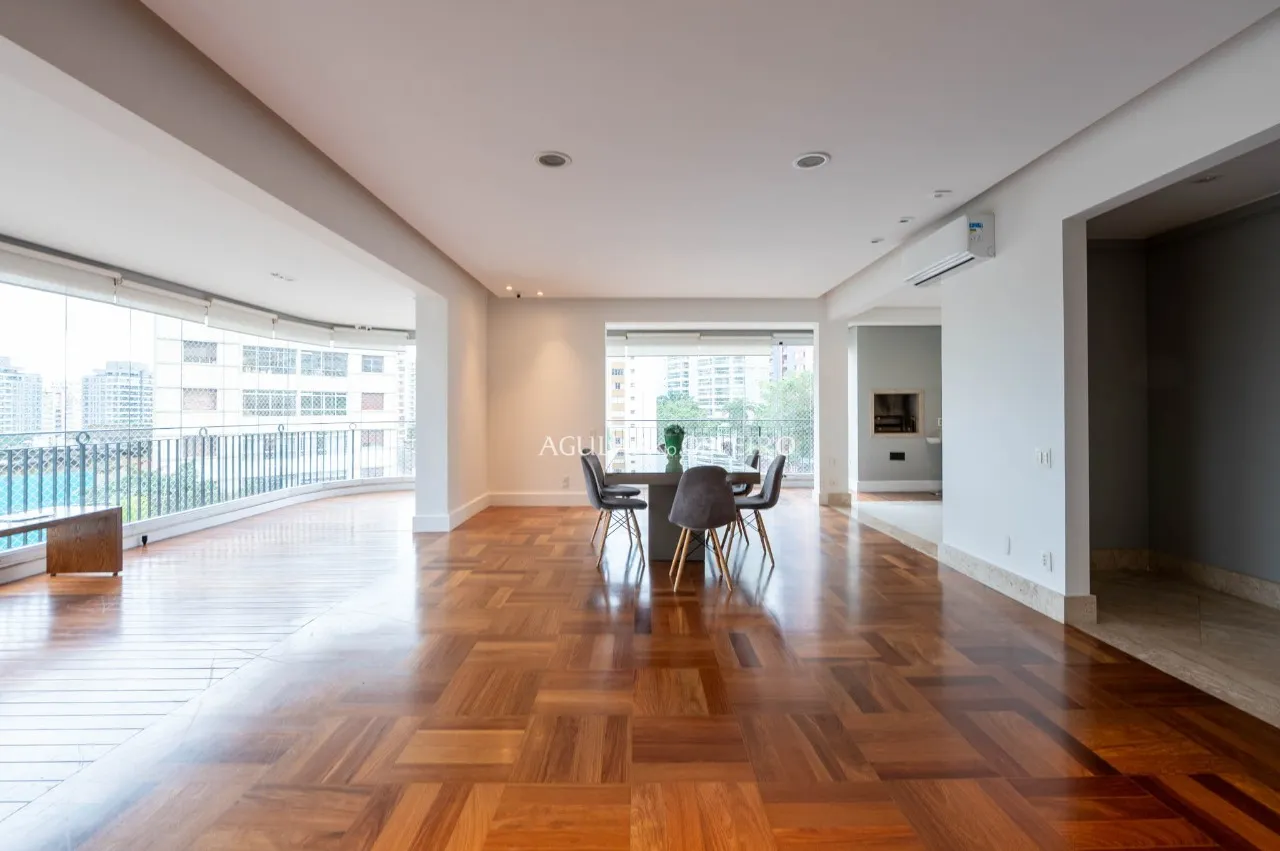 Apartamento com planta diferenciada e varanda integrada no Paraiso. – 22646