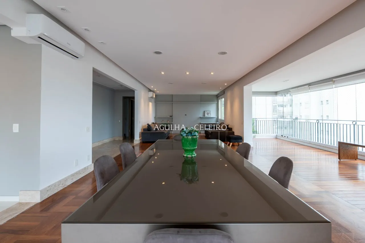 Apartamento com planta diferenciada e varanda integrada no Paraiso. – 22646
