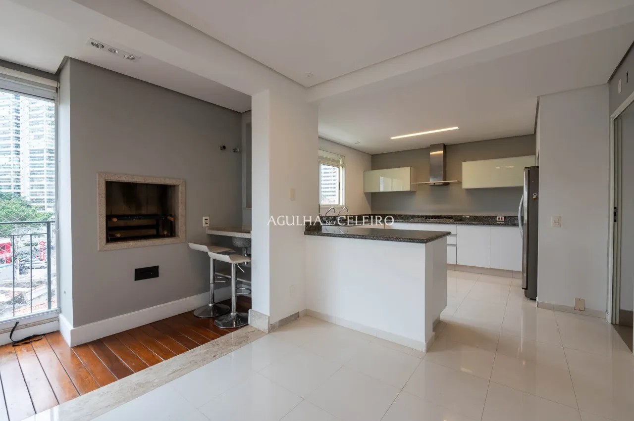 Apartamento com planta diferenciada e varanda integrada no Paraiso. – 22646