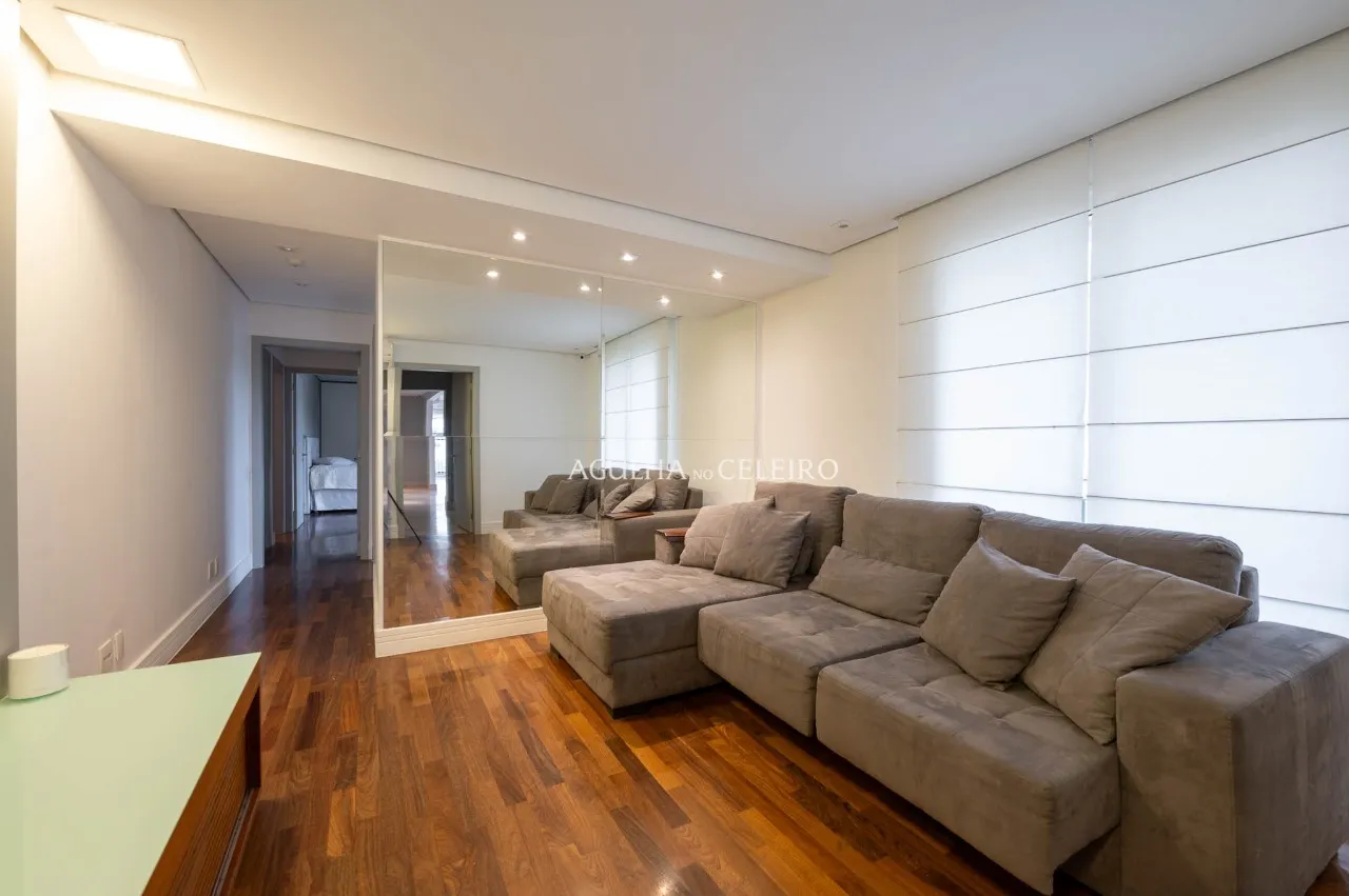Apartamento com planta diferenciada e varanda integrada no Paraiso. – 22646