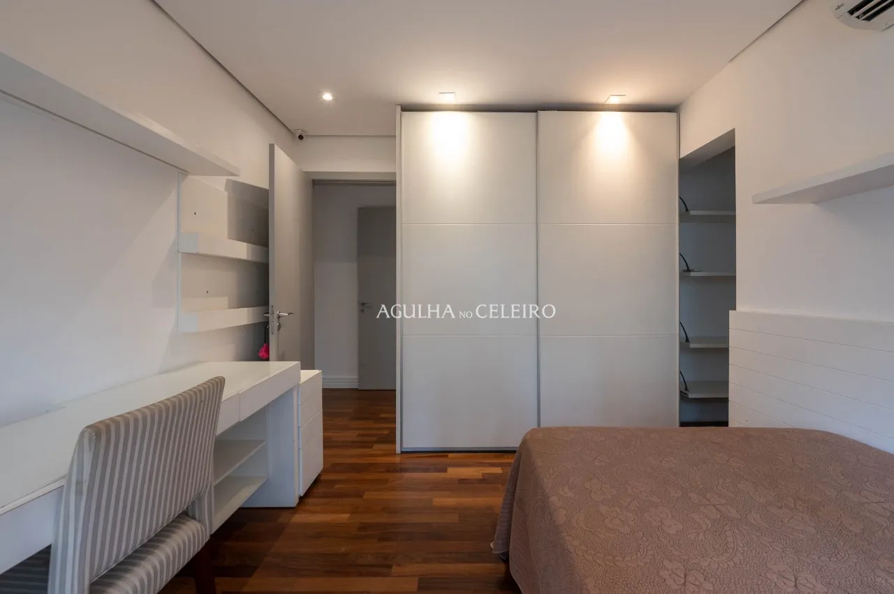 Apartamento com planta diferenciada e varanda integrada no Paraiso. – 22646